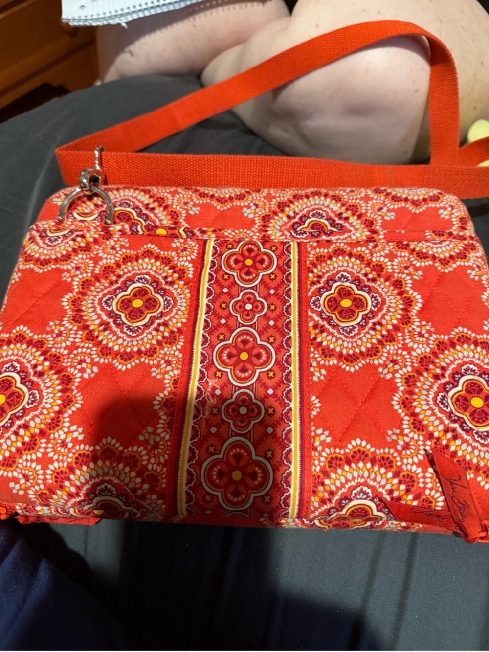 Vera Bradley Paprika Mini Lap Top
Case Crossbody Strap